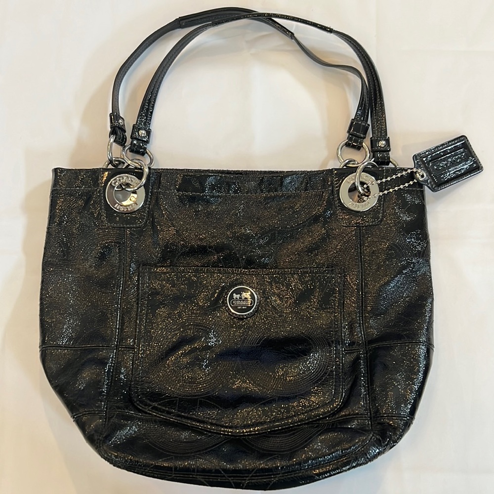 Genuine Authentic Coach Black Shiny Patent Leather Purse